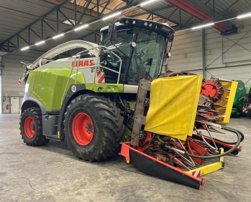 Feldhäcksler van het type CLAAS JAGUAR 950 T4i, Gebrauchtmaschine in Hockenheim (Foto 8)