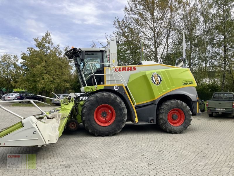 Feldhäcksler des Typs CLAAS JAGUAR 970 MIT ORBIS 900, Gebrauchtmaschine in Vohburg (Bild 4)