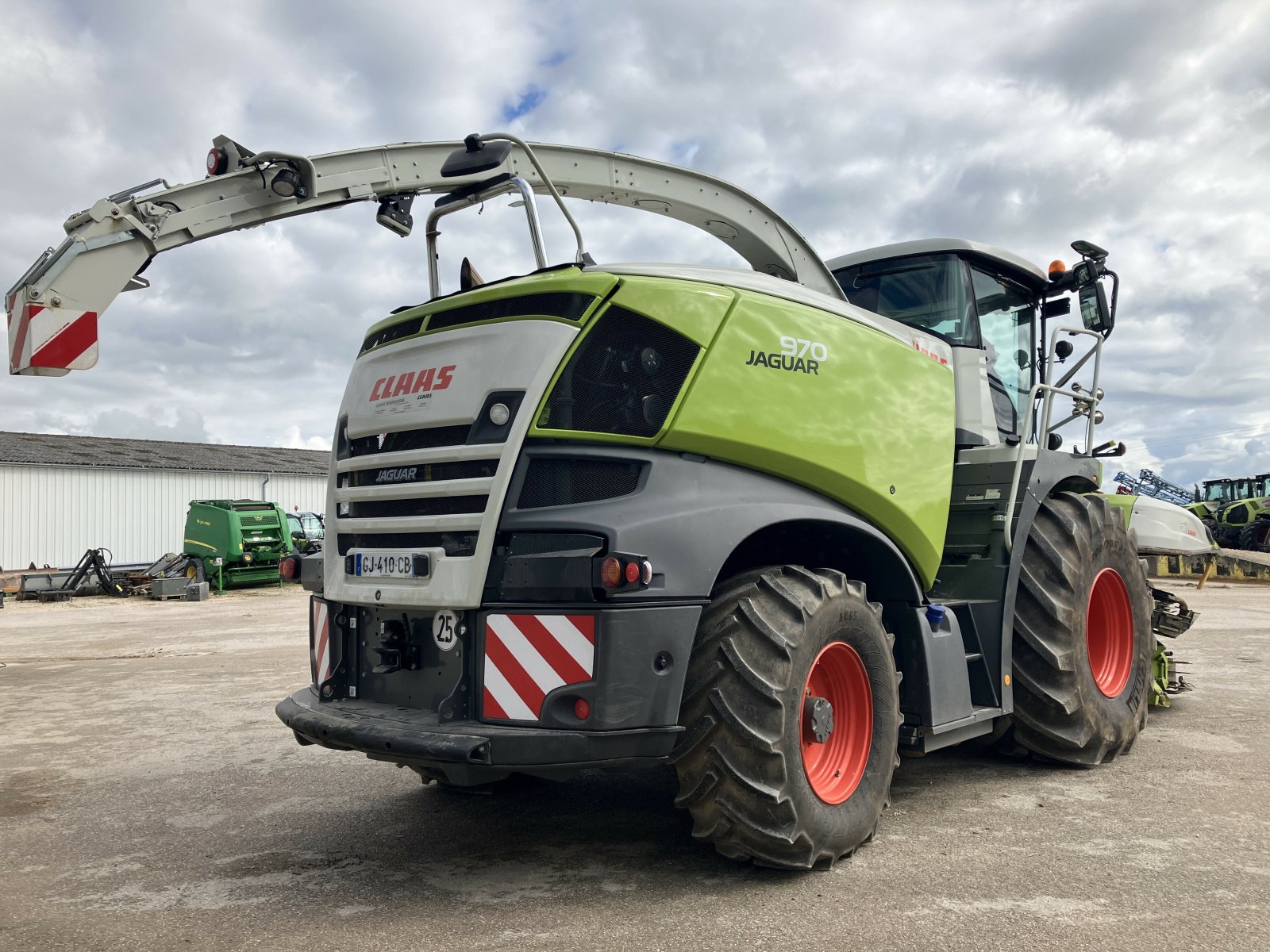 Feldhäcksler van het type CLAAS JAGUAR 970 - S5 4X4, Gebrauchtmaschine in VAROIS & CHAIGNOT (Foto 3)