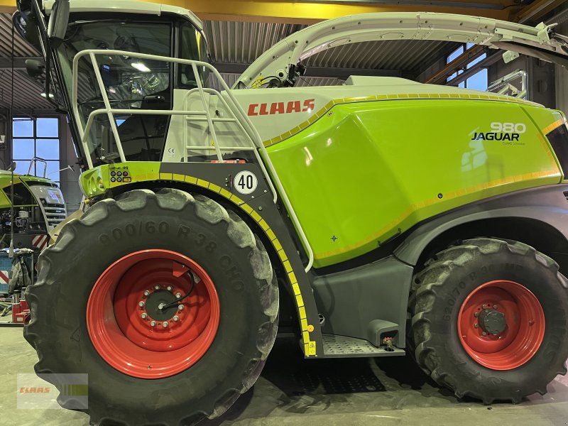 Feldhäcksler des Typs CLAAS Jaguar 980, Gebrauchtmaschine in Langenau (Bild 1)