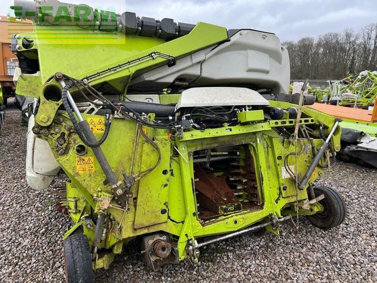 Feldhäcksler от тип CLAAS ORBIS 900 AC, Gebrauchtmaschine в CIRENCESTER (Снимка 2)