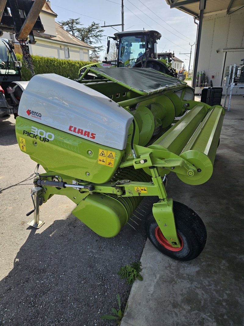 Feldhäcksler des Typs CLAAS Pick-up 300, Gebrauchtmaschine in Domdidier (Bild 3)