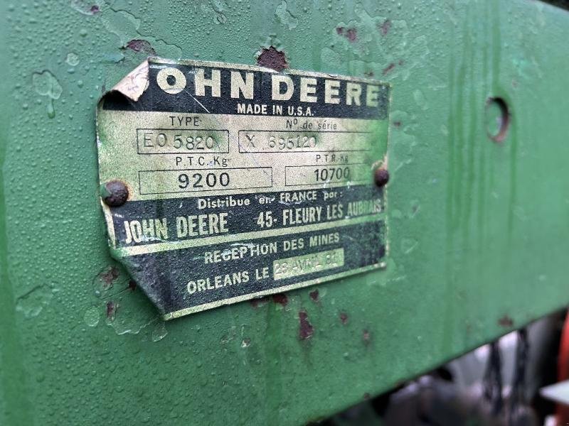 Feldhäcksler typu John Deere 5820, Gebrauchtmaschine w JOSSELIN (Zdjęcie 8)