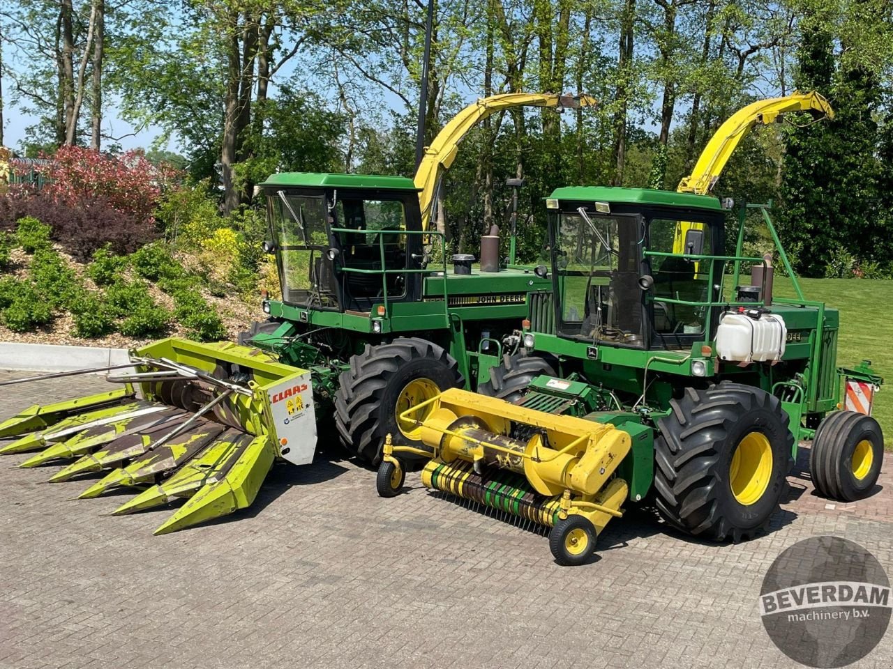 Feldhäcksler του τύπου John Deere 5830 2X, Gebrauchtmaschine σε Vriezenveen (Φωτογραφία 1)