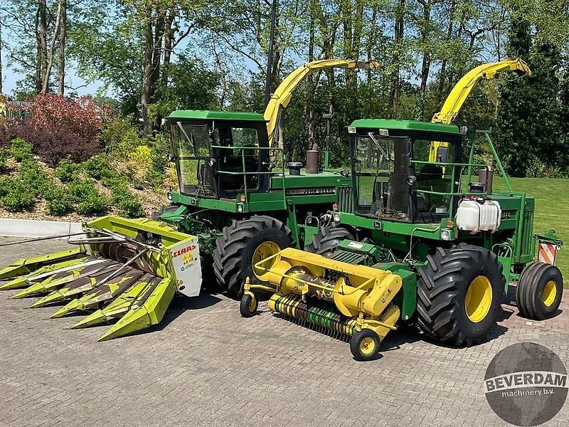 Feldhäcksler typu John Deere 5830, Gebrauchtmaschine v Vriezenveen (Obrázek 1)