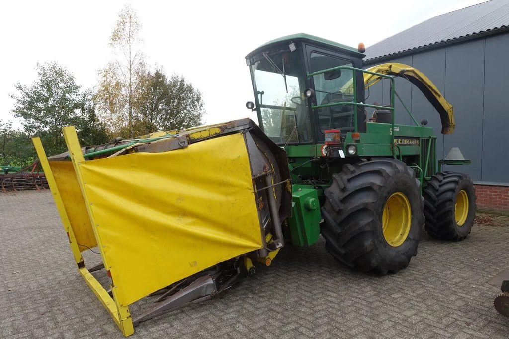 Feldhäcksler typu John Deere 5830, Gebrauchtmaschine v Groningen (Obrázek 3)