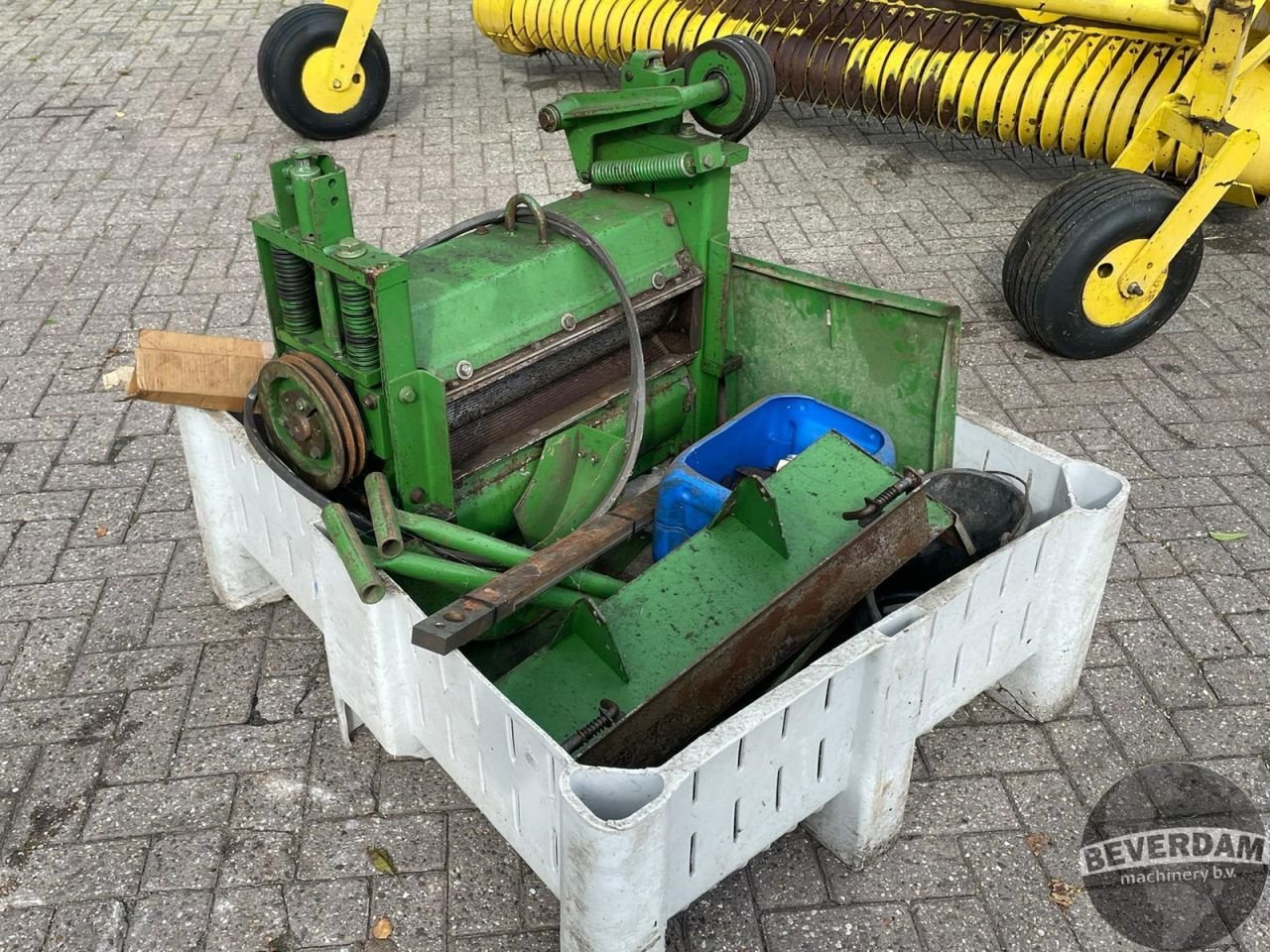 Feldhäcksler des Typs John Deere 6610, Gebrauchtmaschine in Vriezenveen (Bild 11)