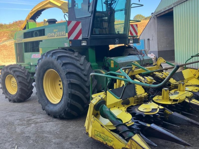 Feldhäcksler tipa John Deere 6850, Gebrauchtmaschine u Zweibrücken