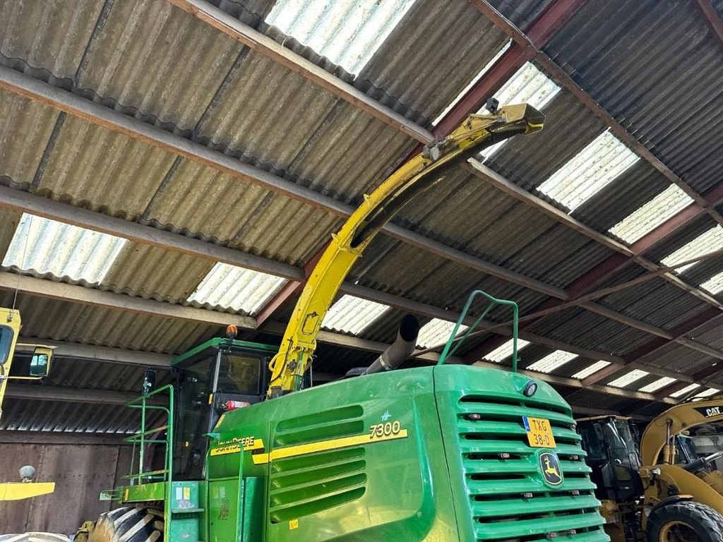 Feldhäcksler of the type John Deere 7300, Gebrauchtmaschine in BENNEKOM (Picture 8)