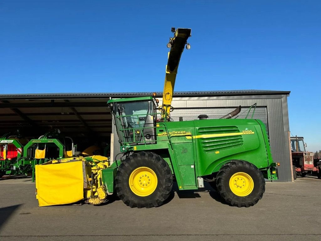 Feldhäcksler tipa John Deere 7300, Gebrauchtmaschine u BENNEKOM (Slika 5)