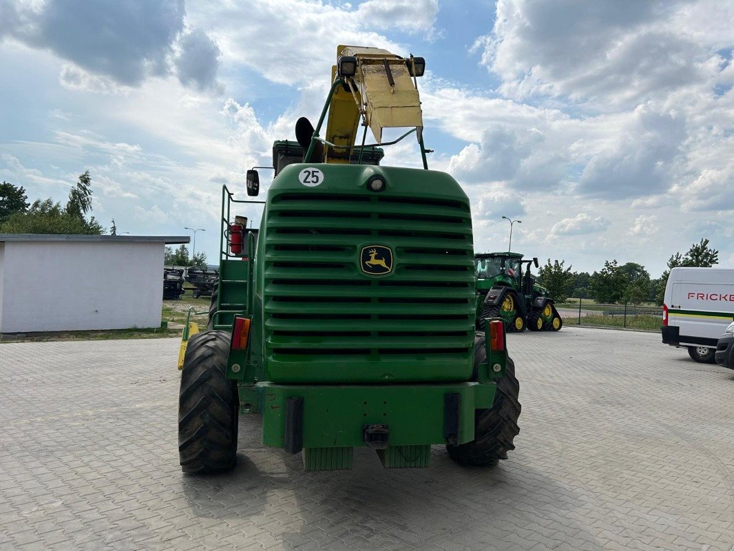 Feldhäcksler of the type John Deere 7300, Gebrauchtmaschine in Mrągowo (Picture 4)