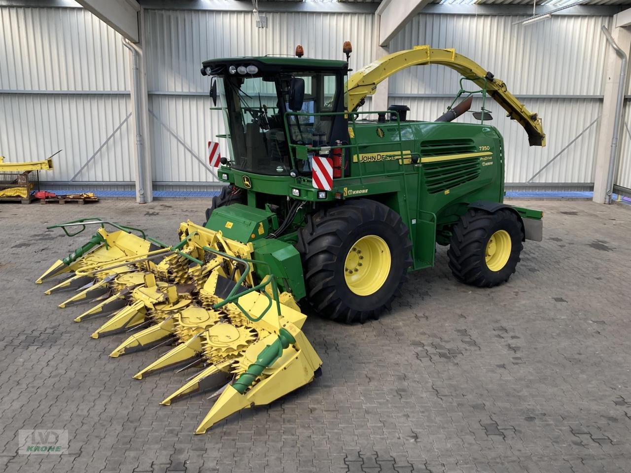 Feldhäcksler des Typs John Deere 7350, Gebrauchtmaschine in Spelle (Bild 1)