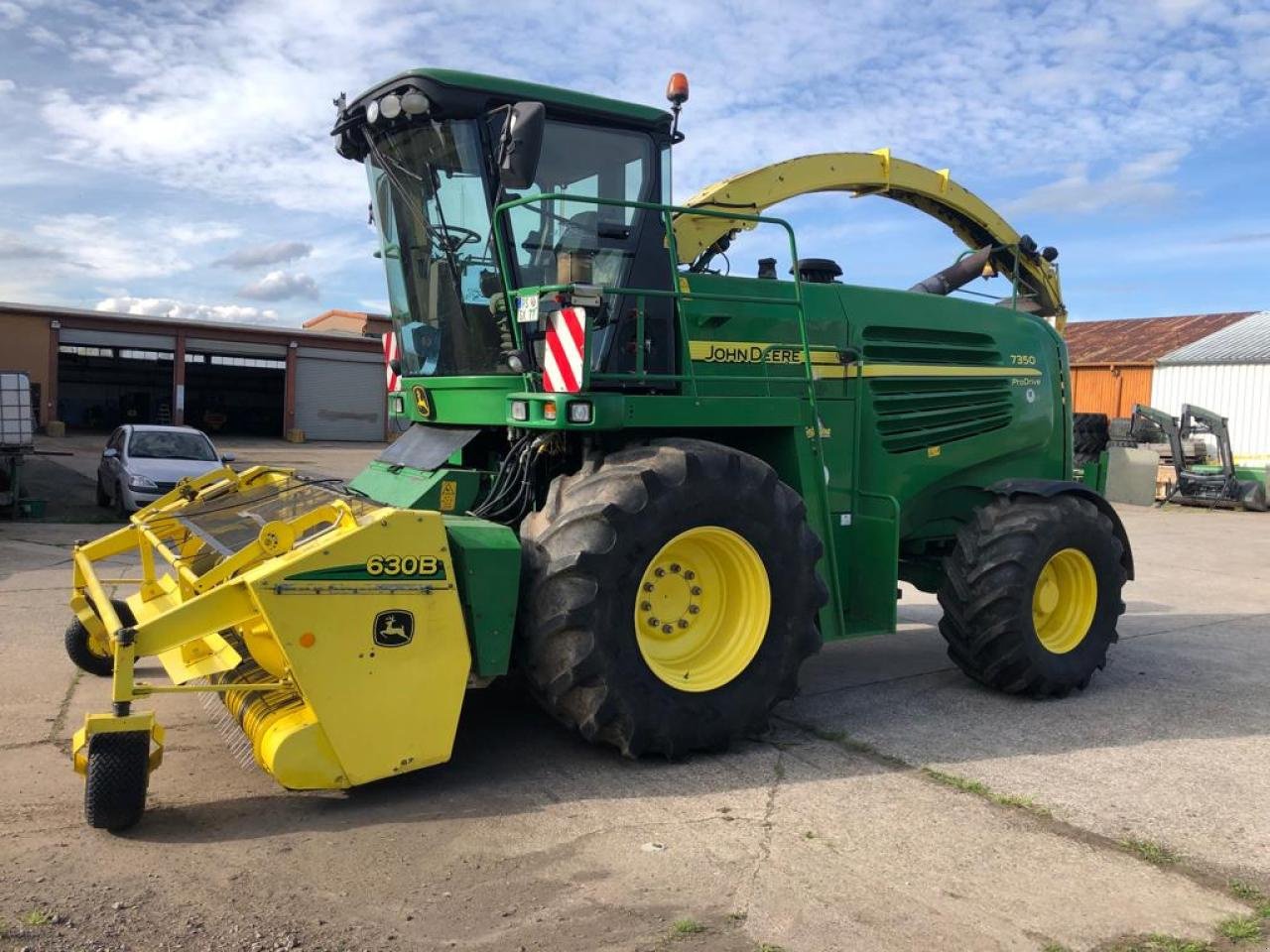 Feldhäcksler типа John Deere 7350, Gebrauchtmaschine в Zweibrücken (Фотография 5)