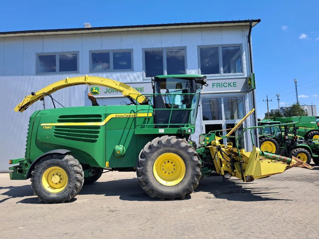 Feldhäcksler del tipo John Deere 7380, Gebrauchtmaschine en Mrągowo (Imagen 1)