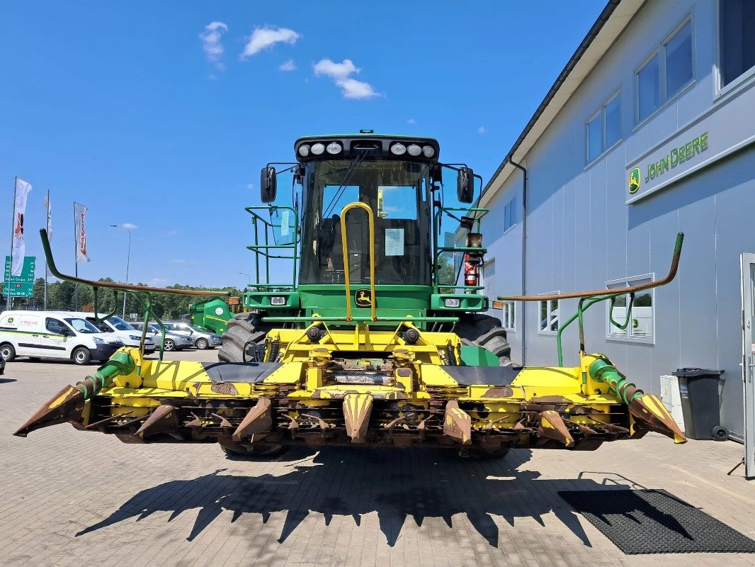 Feldhäcksler des Typs John Deere 7380, Gebrauchtmaschine in Mrągowo (Bild 3)