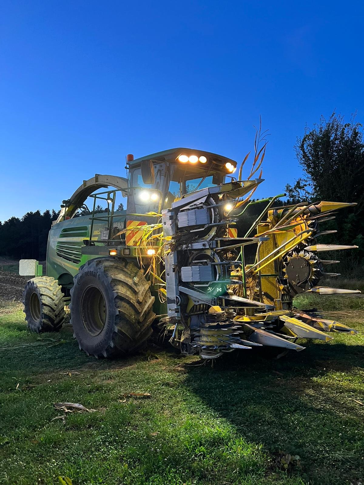 Feldhäcksler of the type John Deere 7400 Allrad, Gebrauchtmaschine in Mitterskirchen (Picture 5)