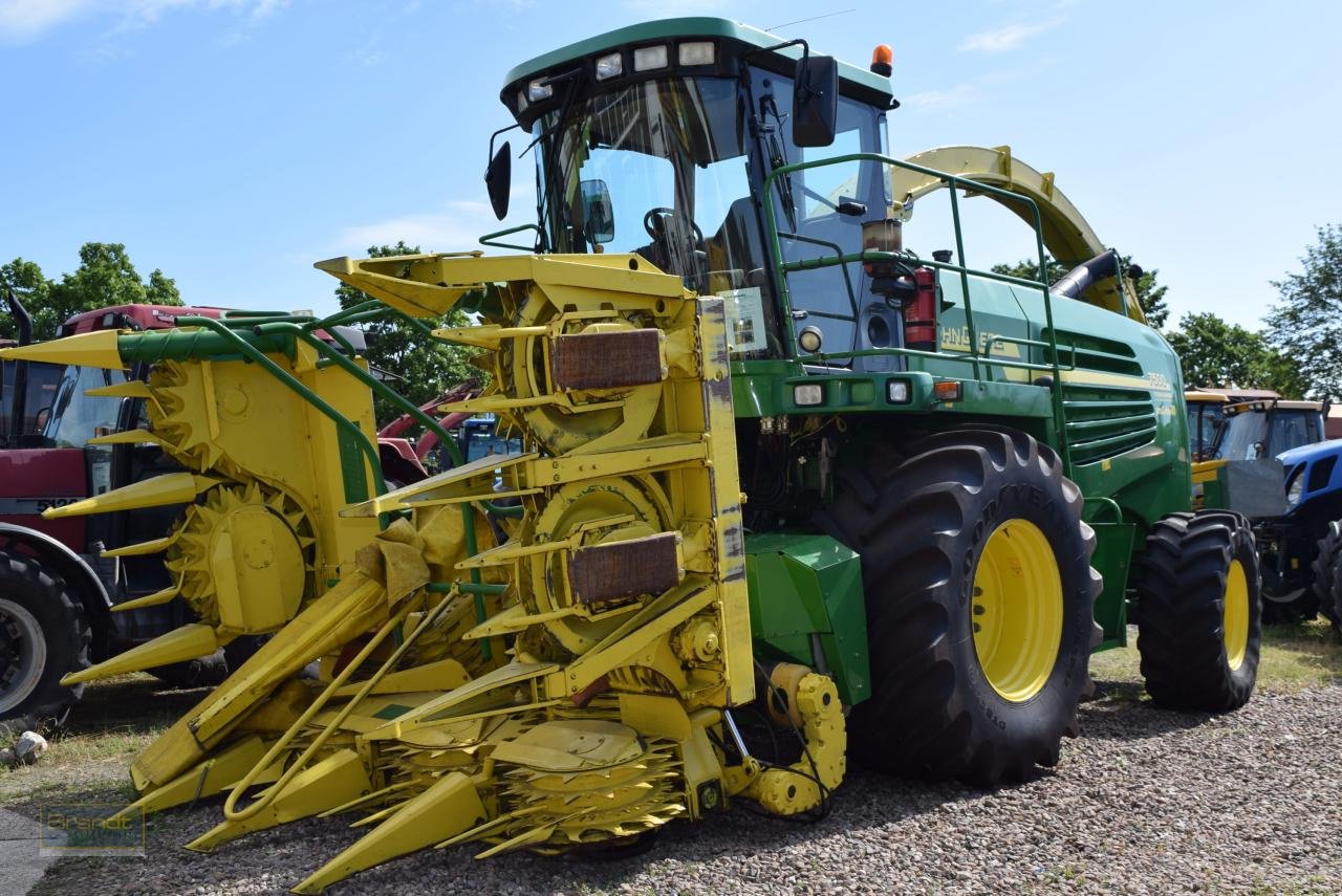 Feldhäcksler του τύπου John Deere 7400, Gebrauchtmaschine σε Oyten (Φωτογραφία 1)