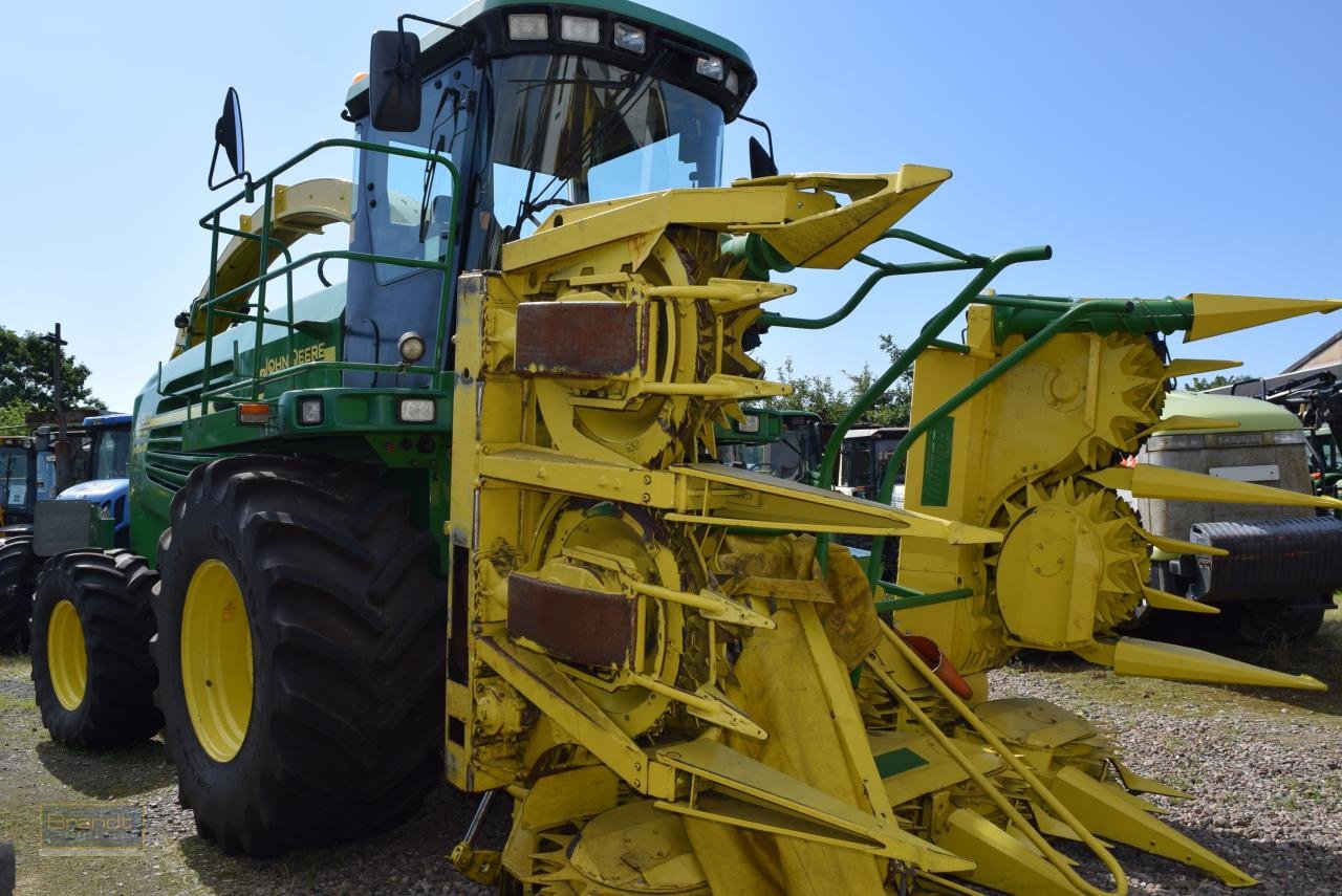 Feldhäcksler typu John Deere 7400, Gebrauchtmaschine w Oyten (Zdjęcie 2)