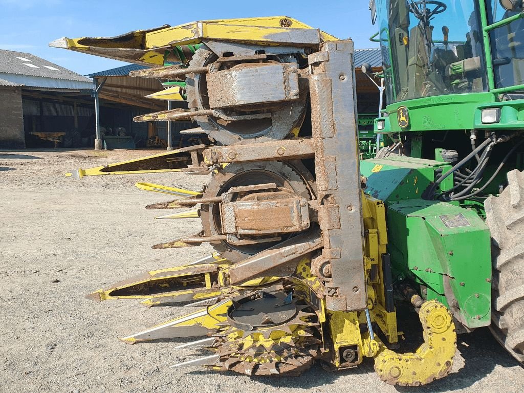 Feldhäcksler typu John Deere 7400, Gebrauchtmaschine w DOMFRONT (Zdjęcie 5)