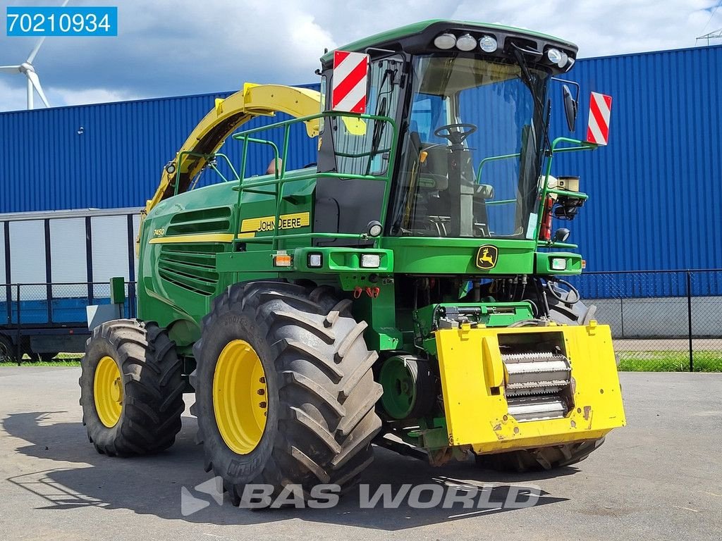 Feldhäcksler типа John Deere 7450 4X4 WITH KEMPER 360 HEADER, Gebrauchtmaschine в Veghel (Фотография 7)