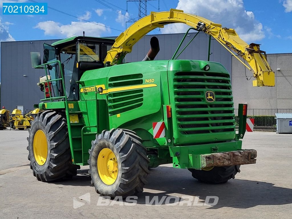 Feldhäcksler typu John Deere 7450 4X4 WITH KEMPER 360 HEADER, Gebrauchtmaschine v Veghel (Obrázek 3)