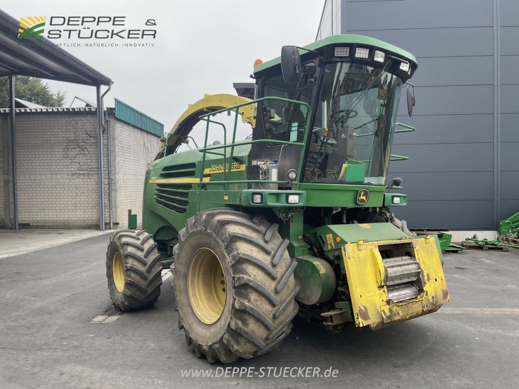 Feldhäcksler van het type John Deere 7500, Gebrauchtmaschine in Rietberg (Foto 1)