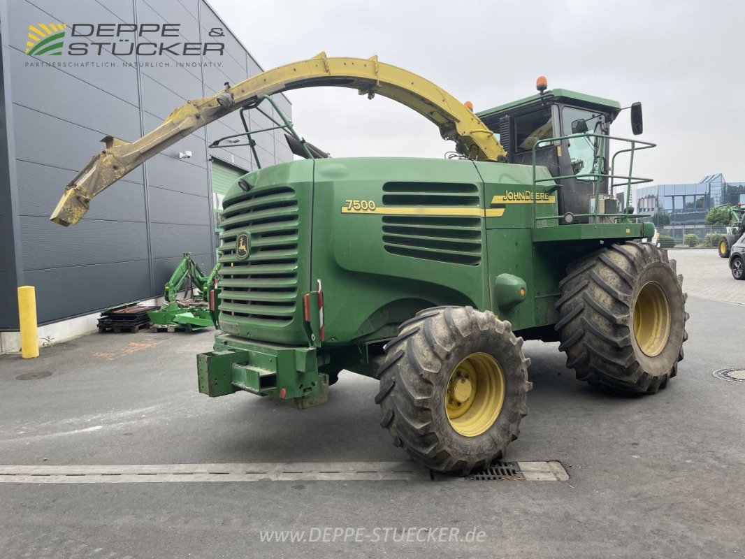 Feldhäcksler van het type John Deere 7500, Gebrauchtmaschine in Rietberg (Foto 9)