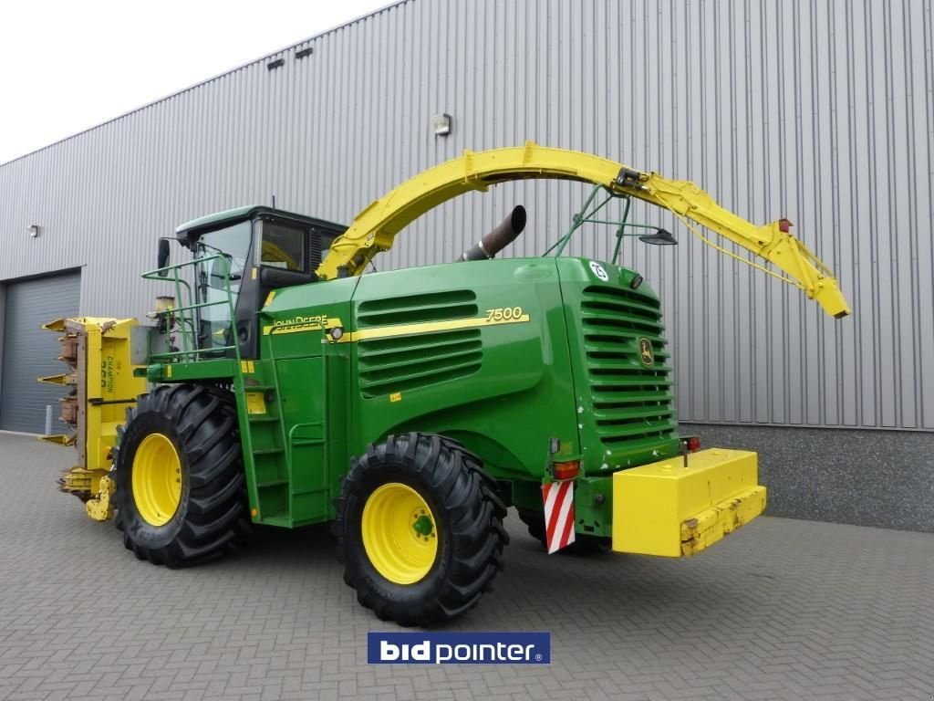 Feldhäcksler des Typs John Deere 7500, Gebrauchtmaschine in Deurne (Bild 2)