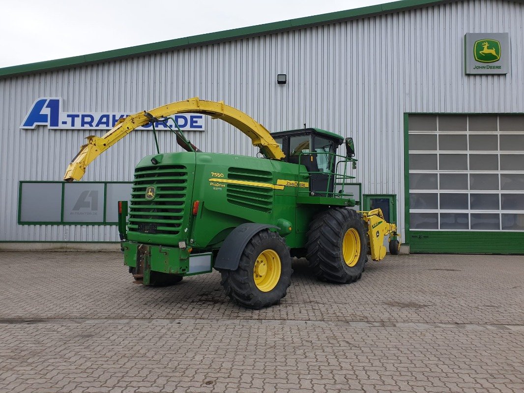 Feldhäcksler van het type John Deere 7550, Gebrauchtmaschine in Sittensen (Foto 4)