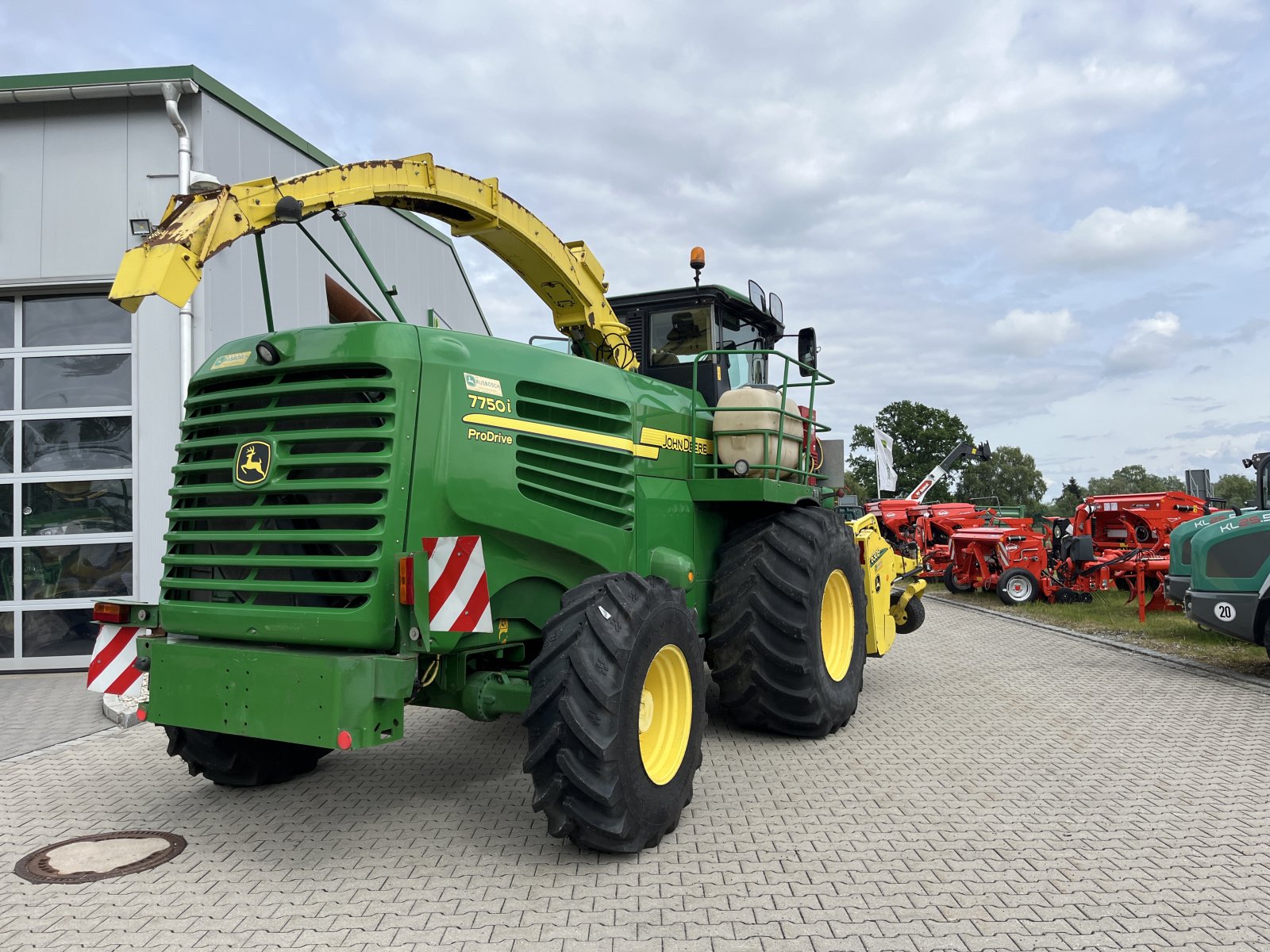 Feldhäcksler des Typs John Deere 7750 i, Gebrauchtmaschine in Bayern - Tettenweis (Bild 2)