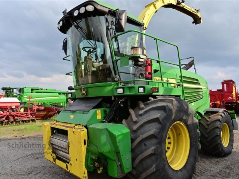 Feldhäcksler tipa John Deere 7750i mit Vorsatz, Gebrauchtmaschine u Soltau (Slika 1)