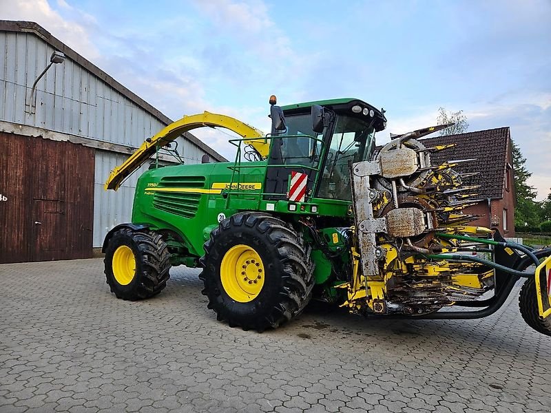 Feldhäcksler of the type John Deere 7750i, Gebrauchtmaschine in Honigsee (Picture 1)