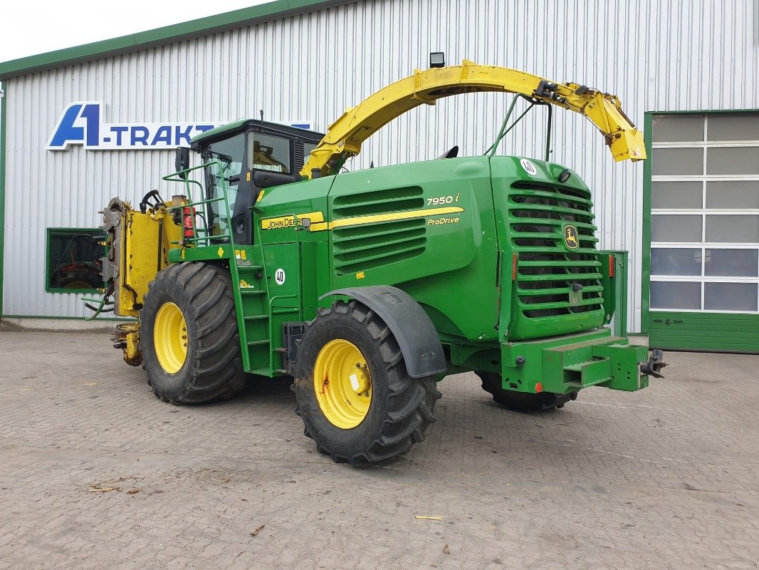 Feldhäcksler des Typs John Deere 7950, Gebrauchtmaschine in Sittensen (Bild 4)