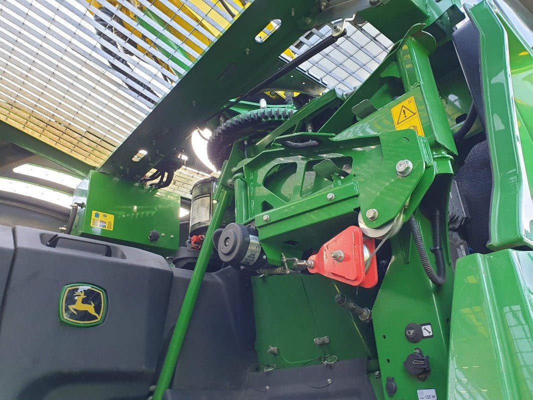 Feldhäcksler des Typs John Deere 8200, Gebrauchtmaschine in Sittensen (Bild 12)