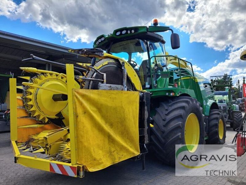 Feldhäcksler des Typs John Deere 8300 I, Gebrauchtmaschine in Schneverdingen (Bild 3)