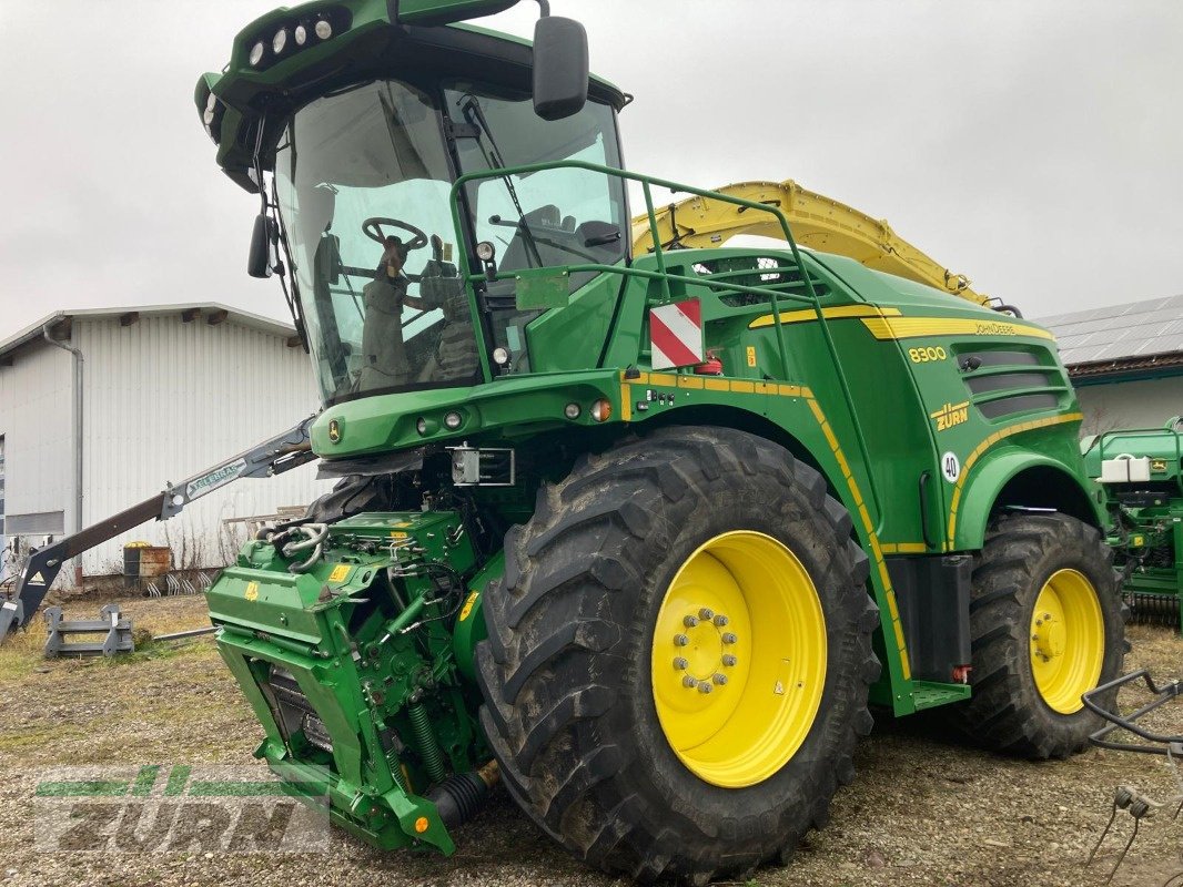 Feldhäcksler типа John Deere 8300, Gebrauchtmaschine в Holzgünz - Schwaighausen (Фотография 1)