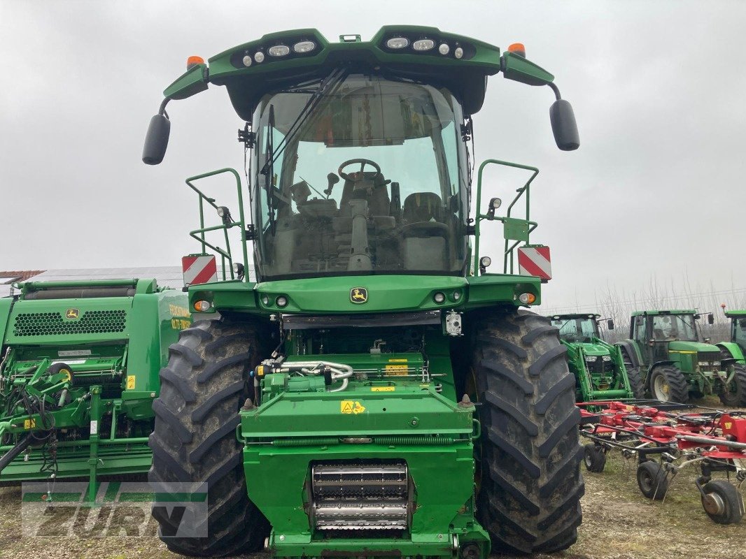 Feldhäcksler типа John Deere 8300, Gebrauchtmaschine в Holzgünz - Schwaighausen (Фотография 5)