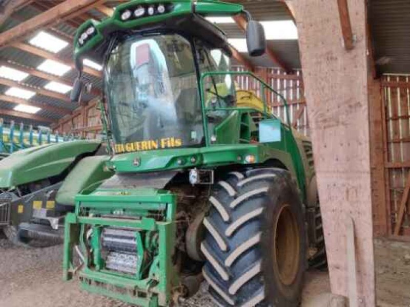 Feldhäcksler del tipo John Deere 8300, Gebrauchtmaschine In CHAUMESNIL (Immagine 1)