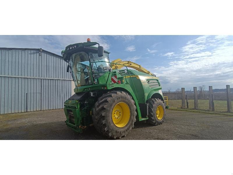 Feldhäcksler del tipo John Deere 8300, Gebrauchtmaschine In VERDUN (Immagine 1)