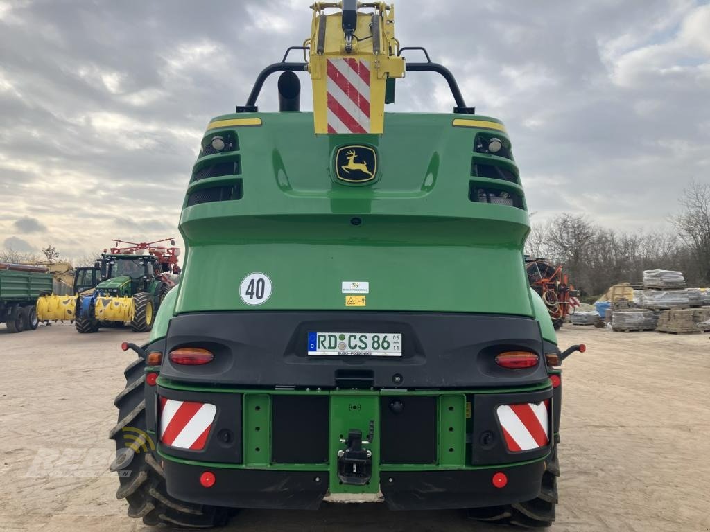 Feldhäcksler typu John Deere 8300, Gebrauchtmaschine w Albersdorf (Zdjęcie 5)