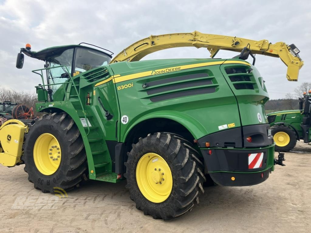 Feldhäcksler tip John Deere 8300, Gebrauchtmaschine in Albersdorf (Poză 7)