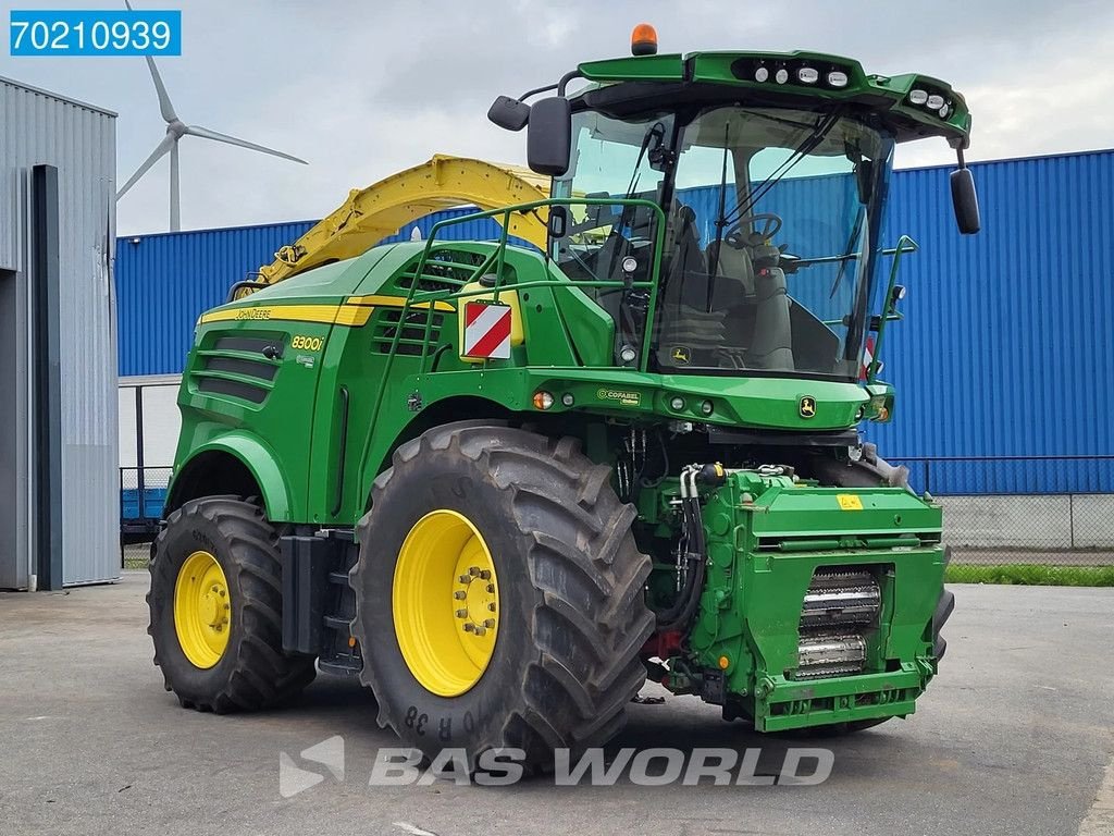 Feldhäcksler tipa John Deere 8300i 4X4 WITH JD 460 PLUS 8000 SERIE HEADER, Gebrauchtmaschine u Veghel (Slika 7)