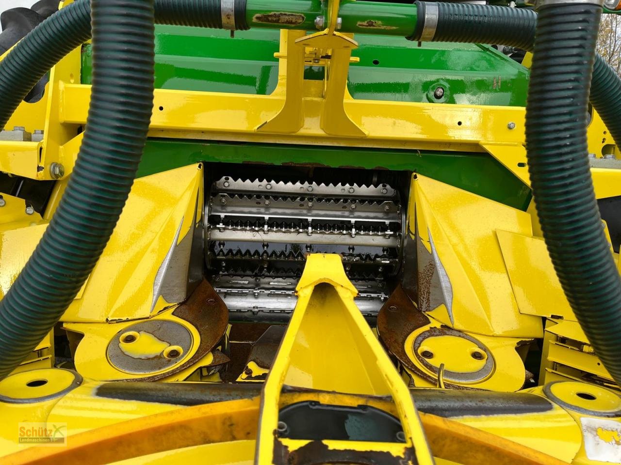 Feldhäcksler des Typs John Deere 8300i Maishäcksler 910Bh, Gebrauchtmaschine in Schierling (Bild 10)