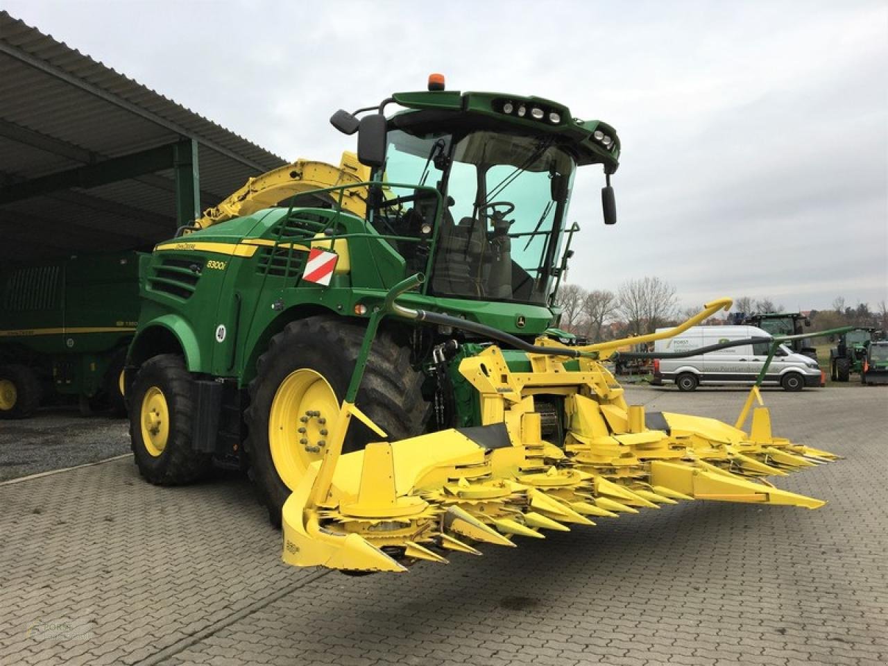 Feldhäcksler a típus John Deere 8300I MIT KEMPER 360+ & 639 PICKUP, Gebrauchtmaschine ekkor: Rauschwitz (Kép 2)