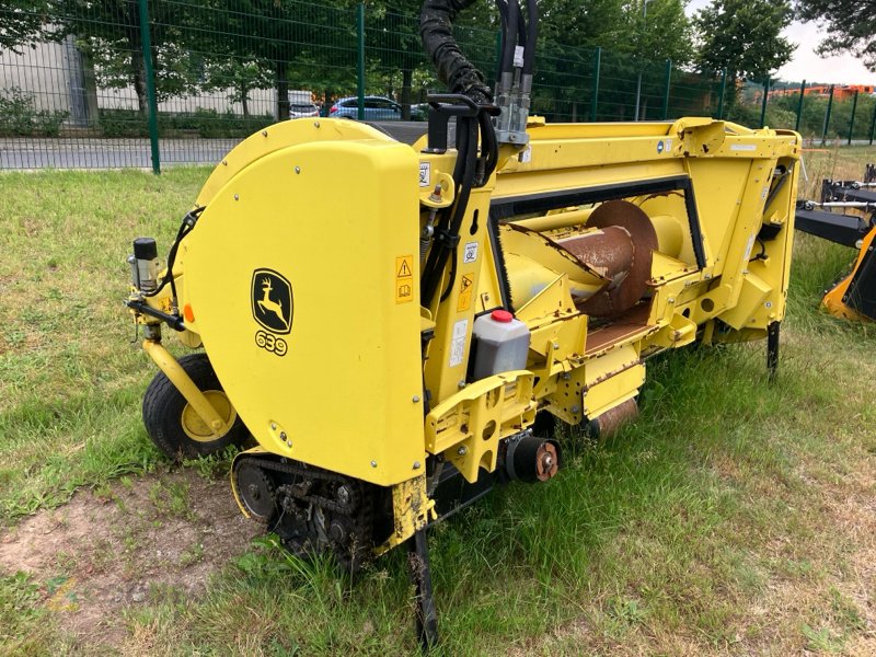 Feldhäcksler Türe ait John Deere 8300i mit Kemper 360+ und PickUp, Gebrauchtmaschine içinde Rauschwitz (resim 11)