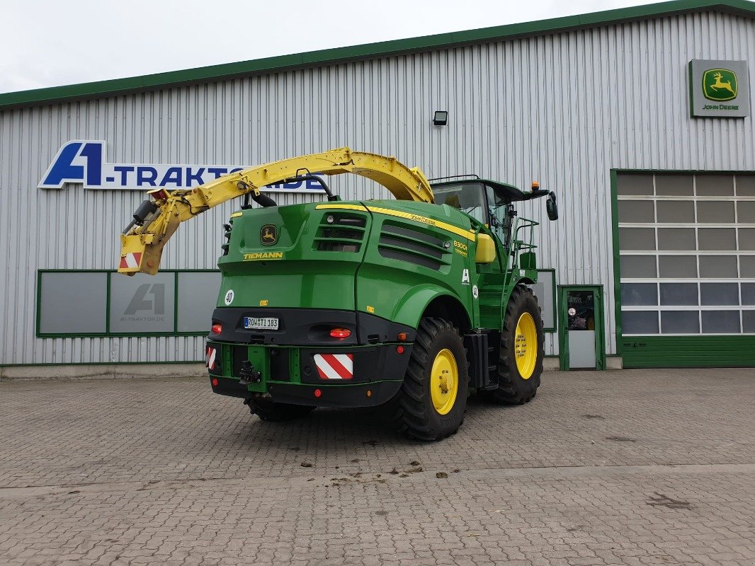 Feldhäcksler del tipo John Deere 8300I, Neumaschine en Sittensen (Imagen 3)