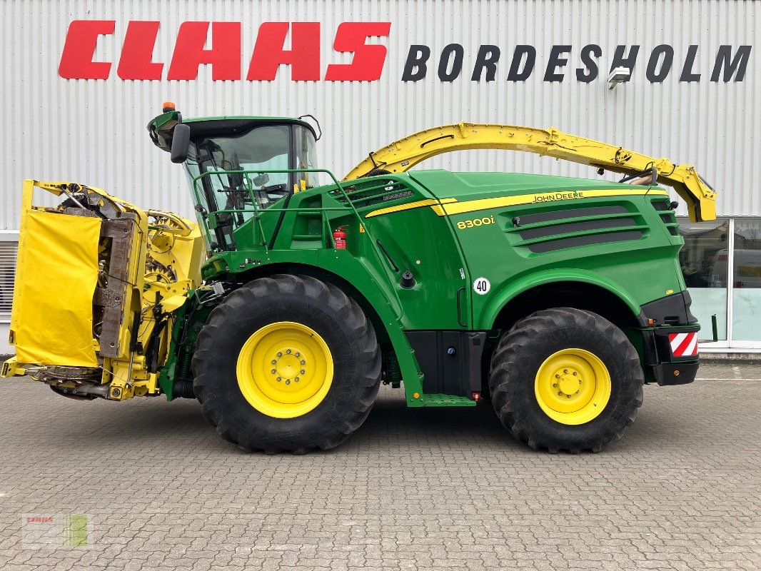 Feldhäcksler типа John Deere 8300i, Gebrauchtmaschine в Bordesholm (Фотография 1)