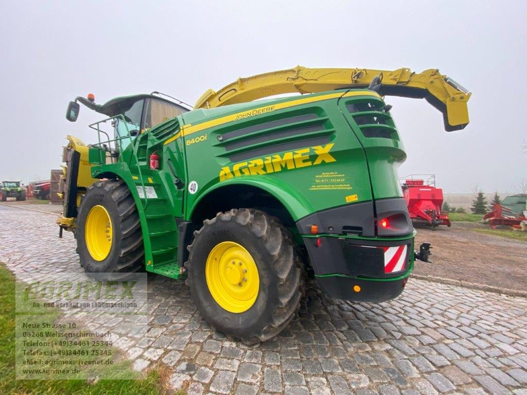 Feldhäcksler от тип John Deere 8400 i ALLRAD, Gebrauchtmaschine в Weißenschirmbach (Снимка 4)