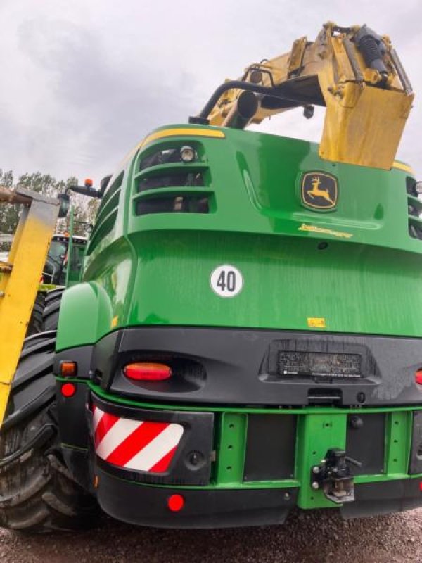 Feldhäcksler Türe ait John Deere 8400 T4f, Gebrauchtmaschine içinde Landsberg (resim 5)