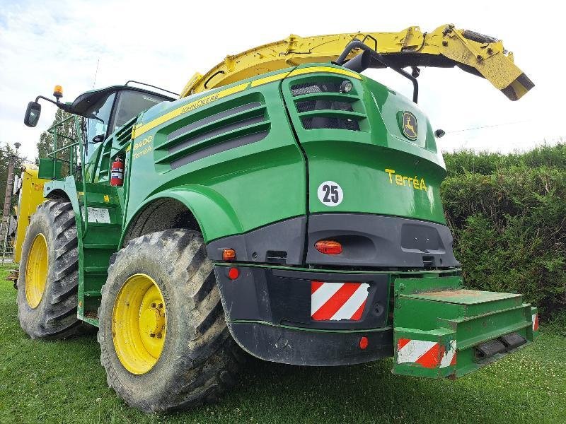 Feldhäcksler του τύπου John Deere 8400, Gebrauchtmaschine σε VOUZIERS (Φωτογραφία 4)